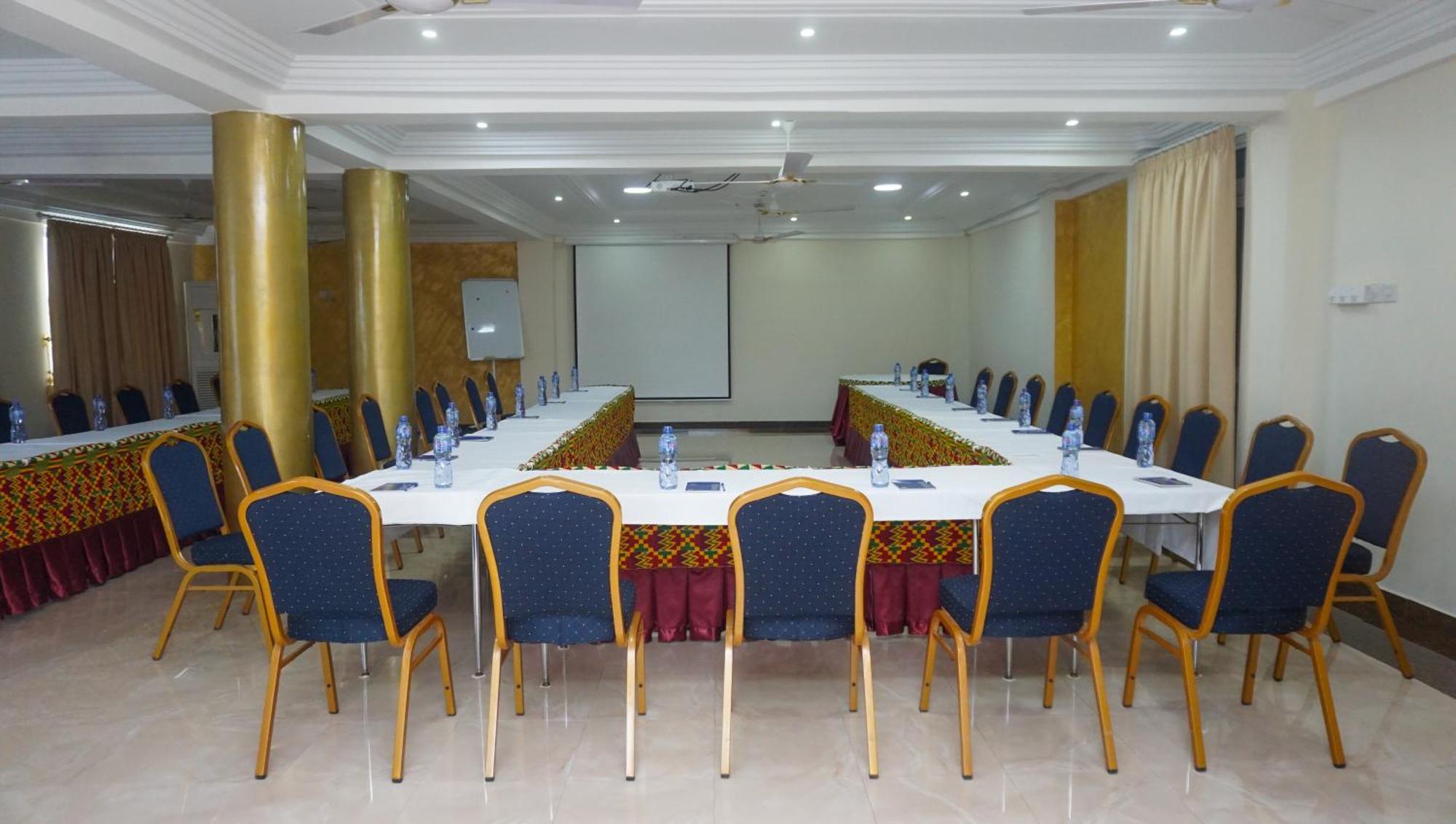 Rhogem Hotel Sekondi-Takoradi Ngoại thất bức ảnh