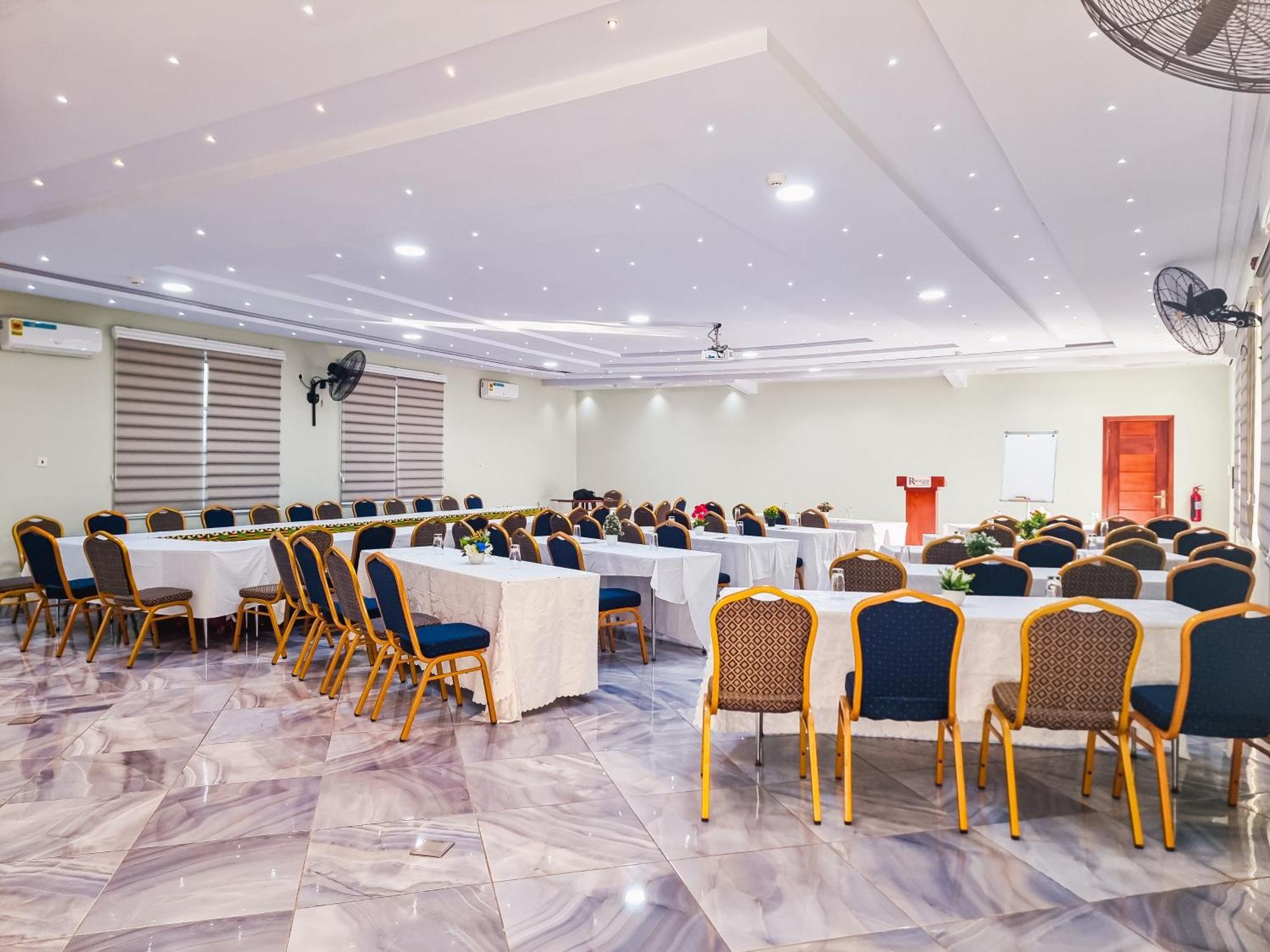 Rhogem Hotel Sekondi-Takoradi Ngoại thất bức ảnh