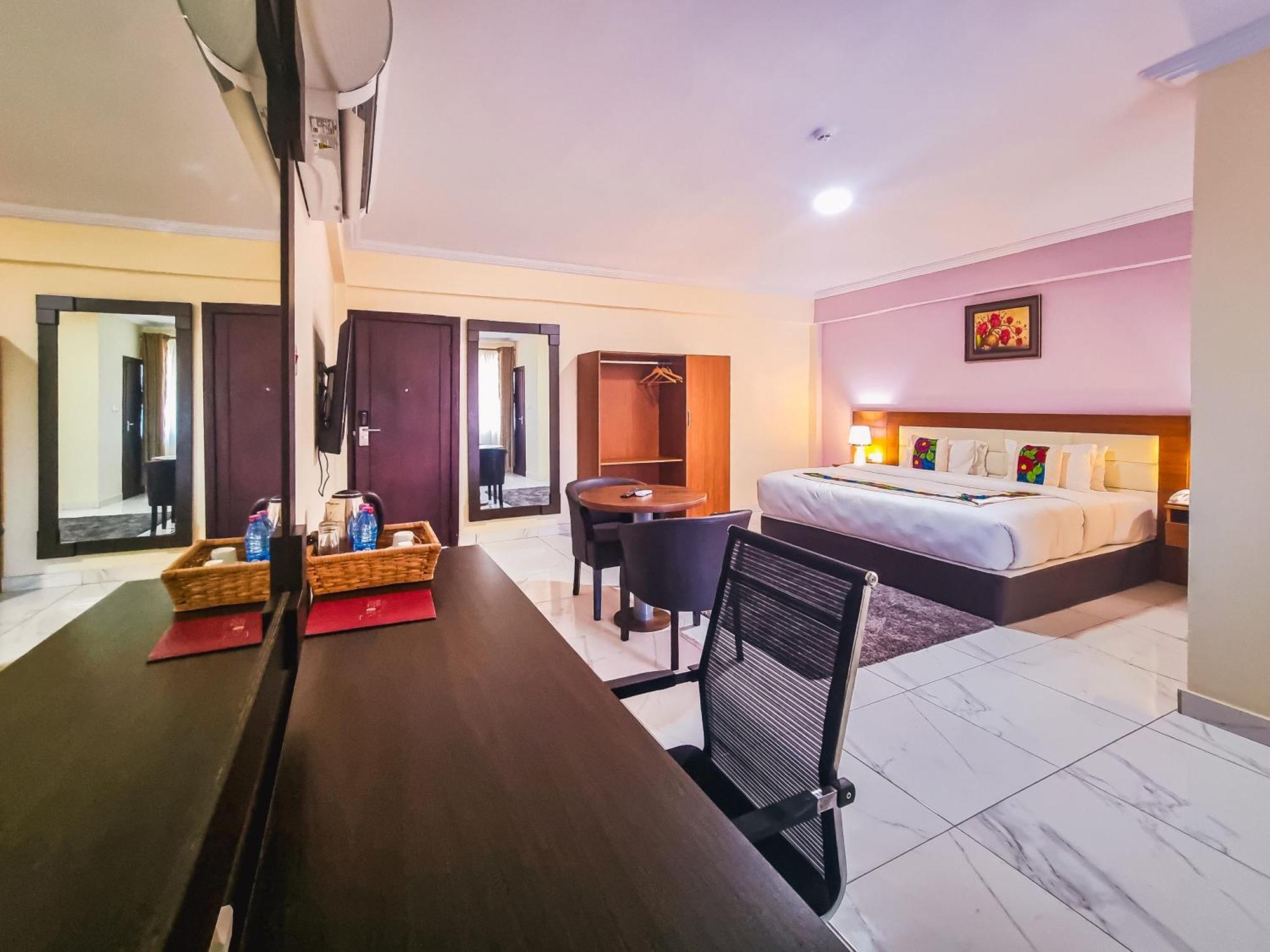 Rhogem Hotel Sekondi-Takoradi Ngoại thất bức ảnh
