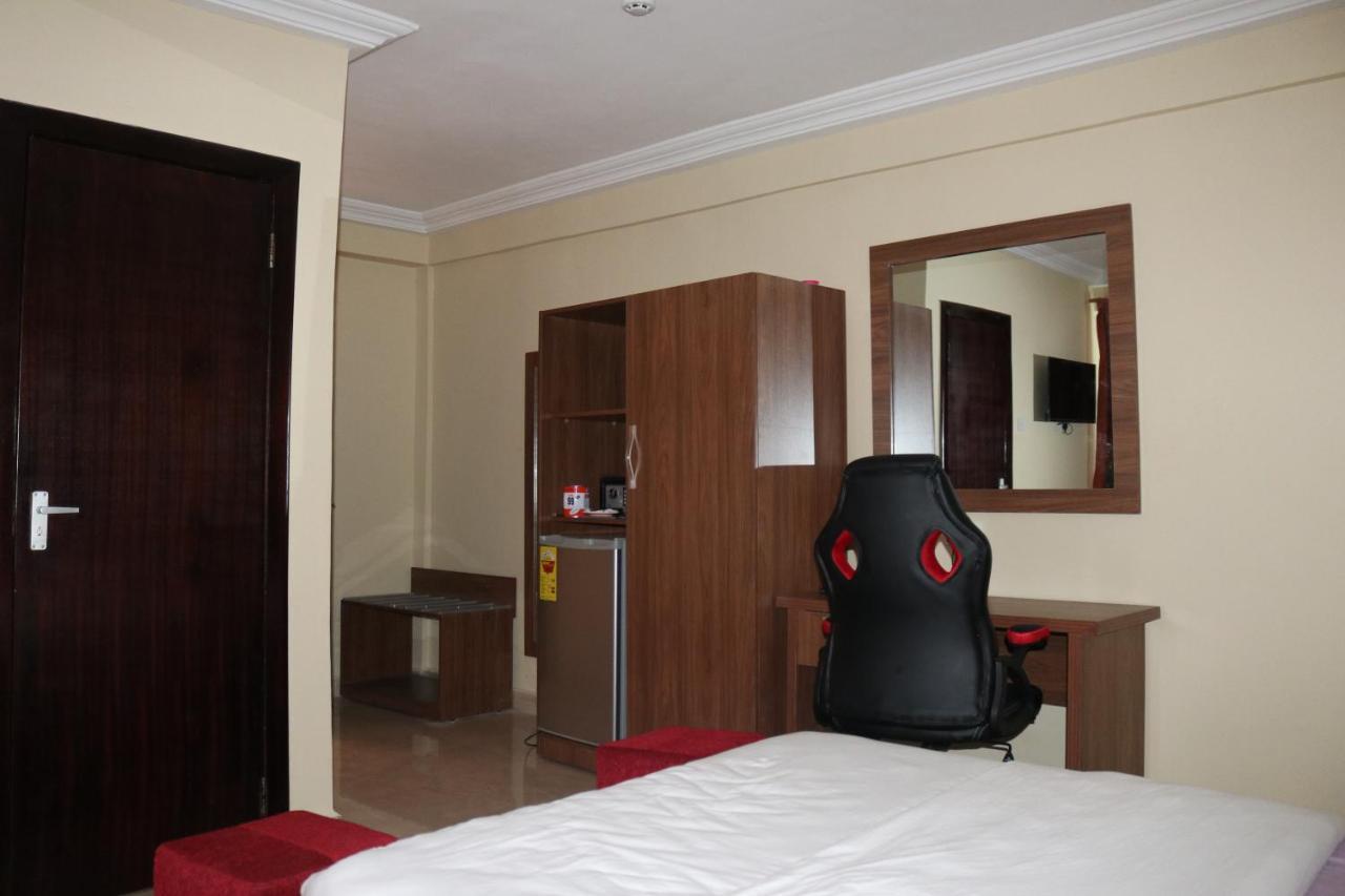 Rhogem Hotel Sekondi-Takoradi Ngoại thất bức ảnh